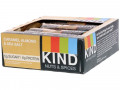 KIND Bars, Nuts & Spices, батончики с карамелью, миндалем и морской солью, 12 батончиков, весом 40 г (1,4 унции) каждый
